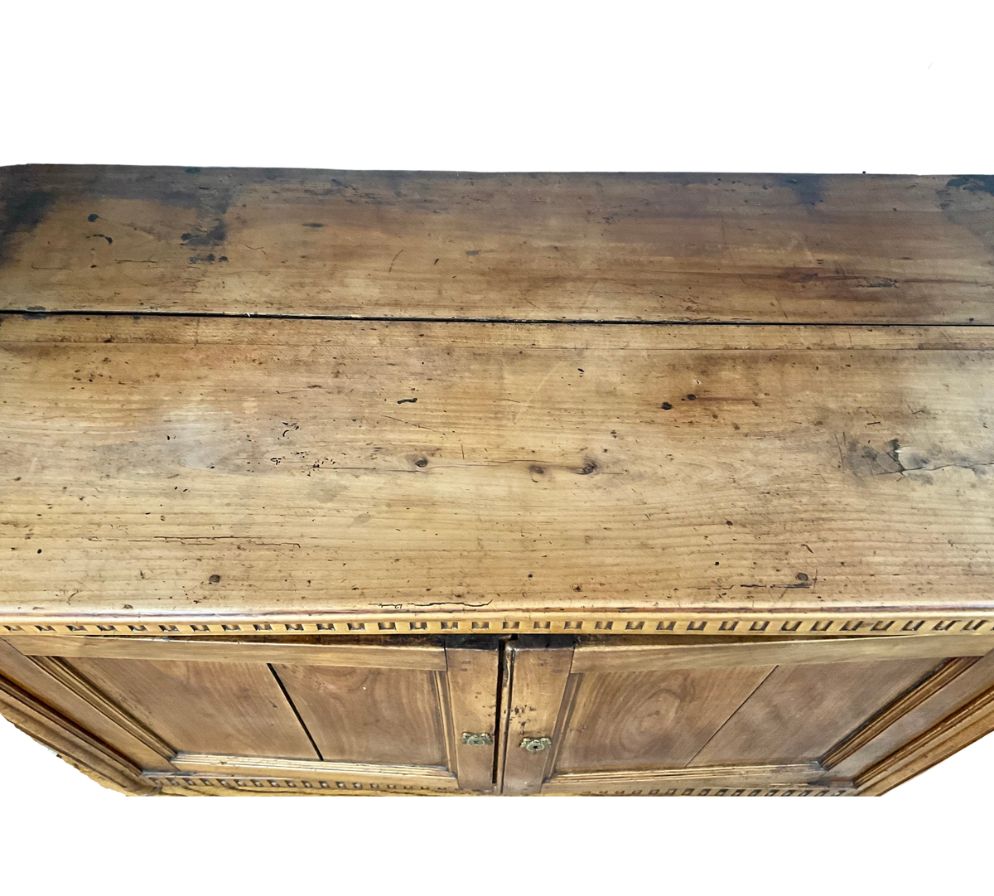 FRENCH PRODENCIAL OAK BUFFET Late 19th Century